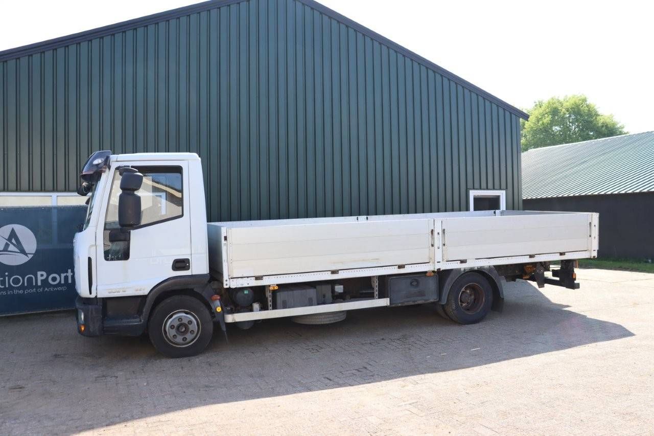 Platte laadbak (vrachtwagen) Iveco ML80E18/P Diesel 2010