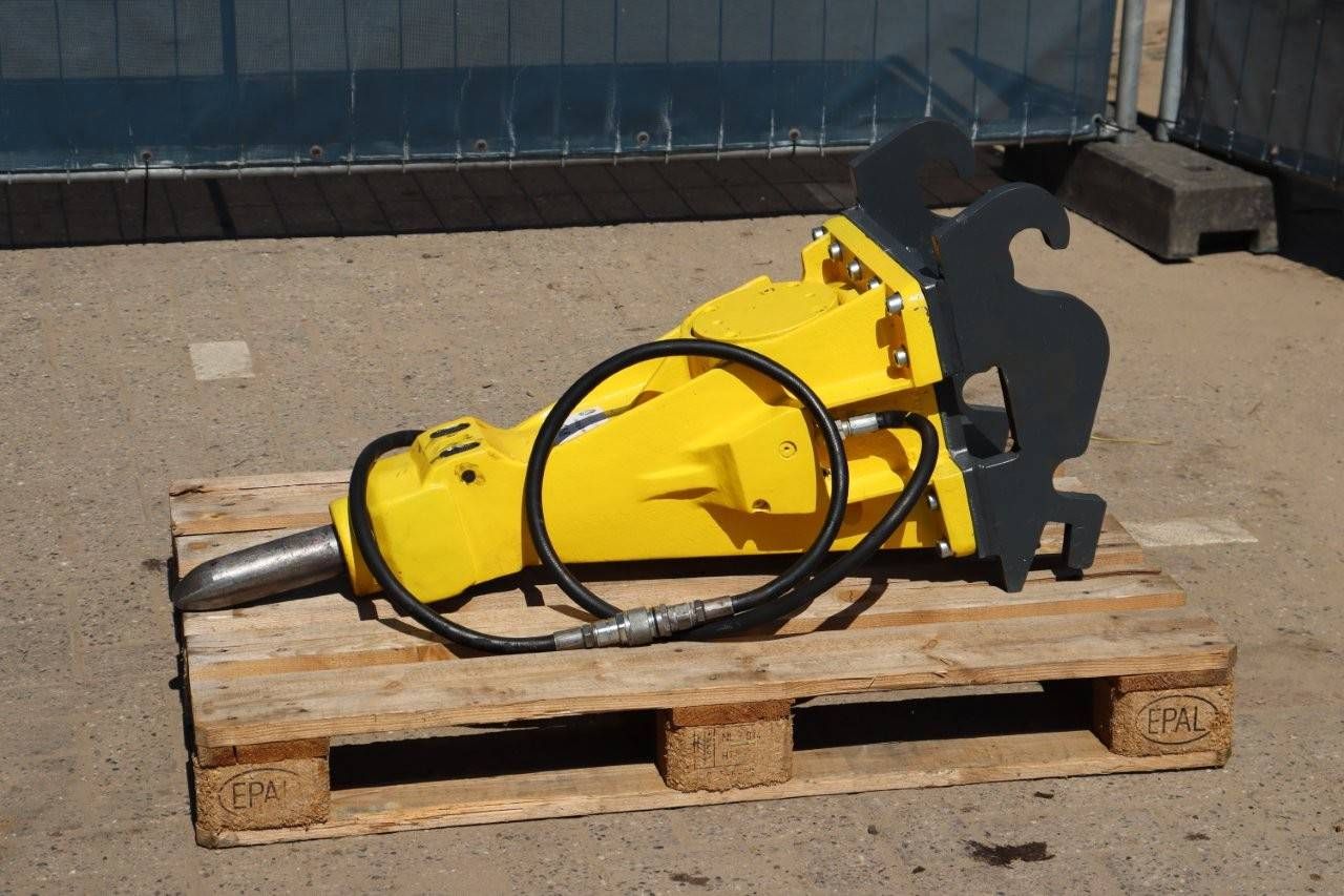 Demolition hammer Atlas Copco SBC 410