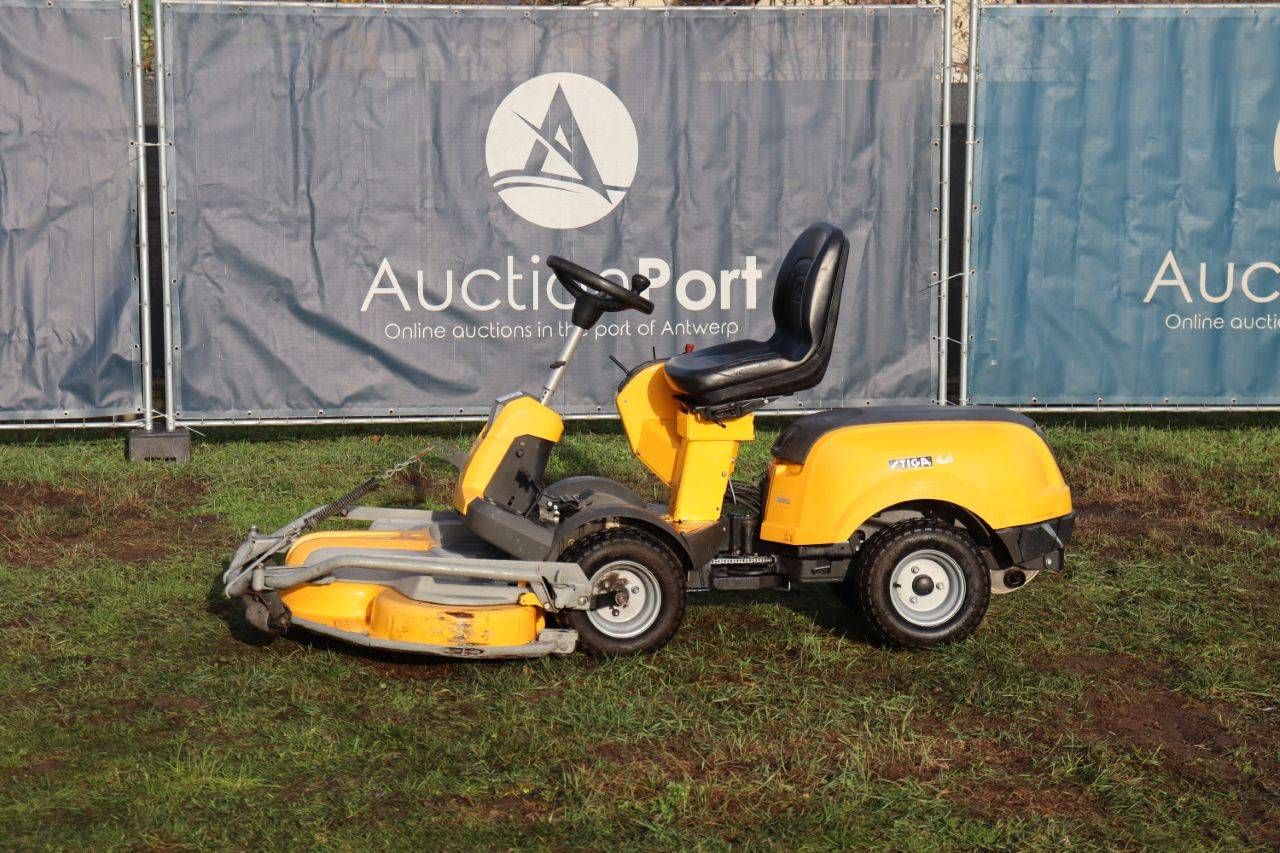 Stiga Park 740 PWX 4x4 Petrol Ride-on Mower
