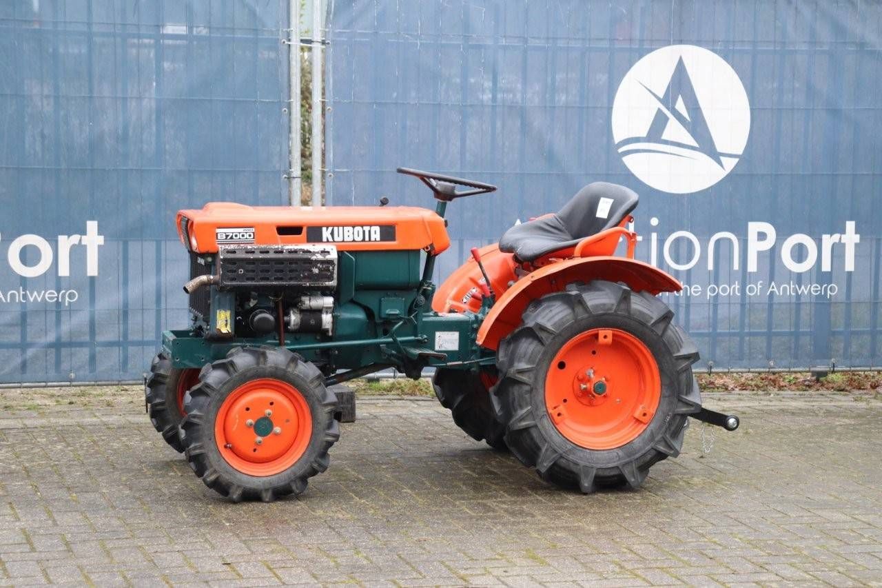 Mini tractor Kubota B7000DT Diesel 12hp