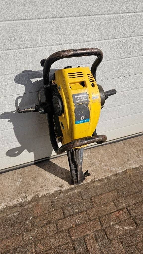 Vibratory rammer Atlas Copco Cobra PROI