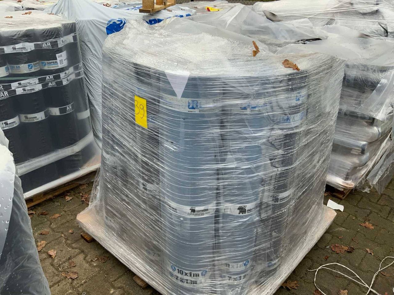 Pallet Roofing Felt New