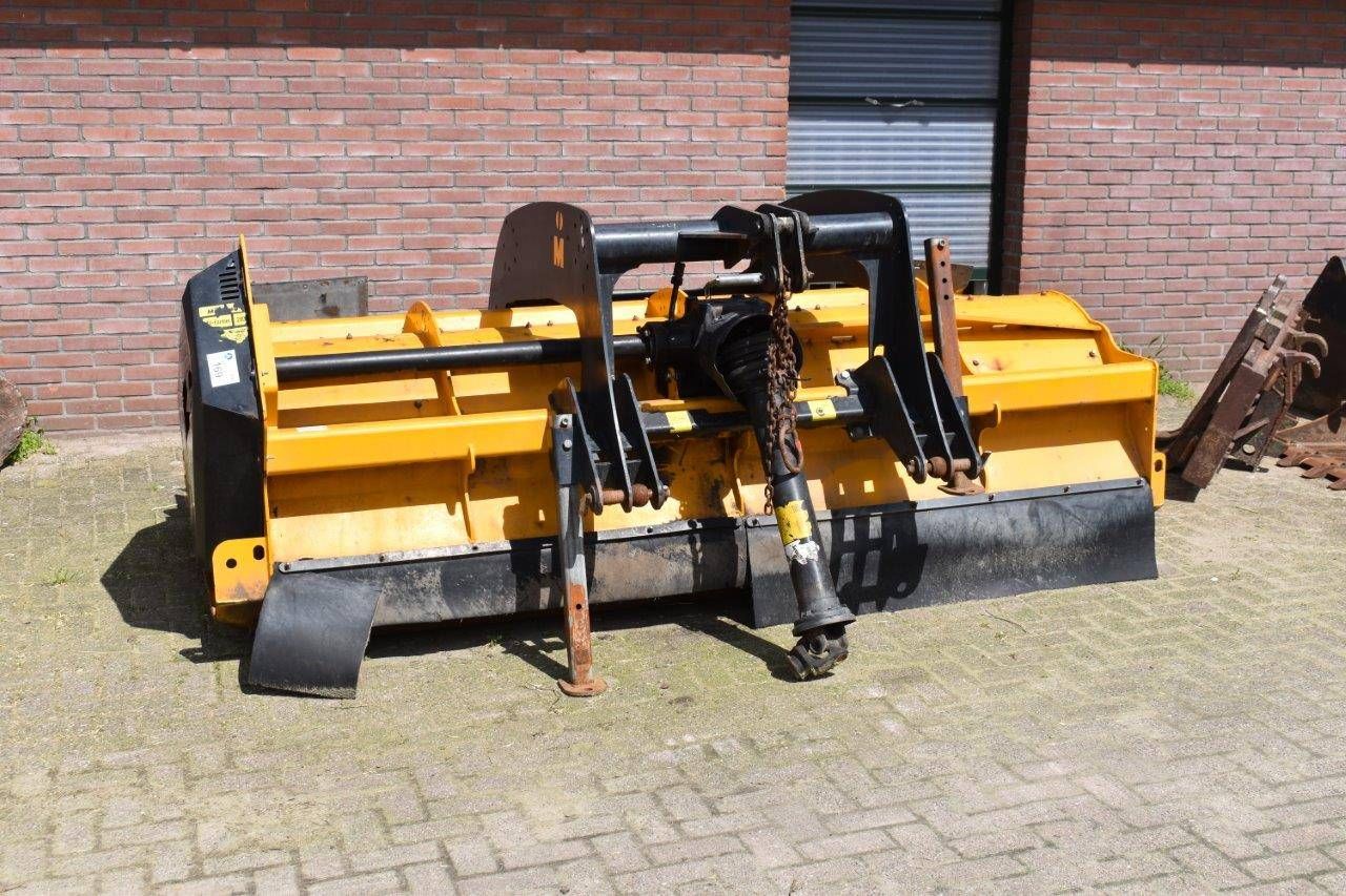 Flail mower Muthing