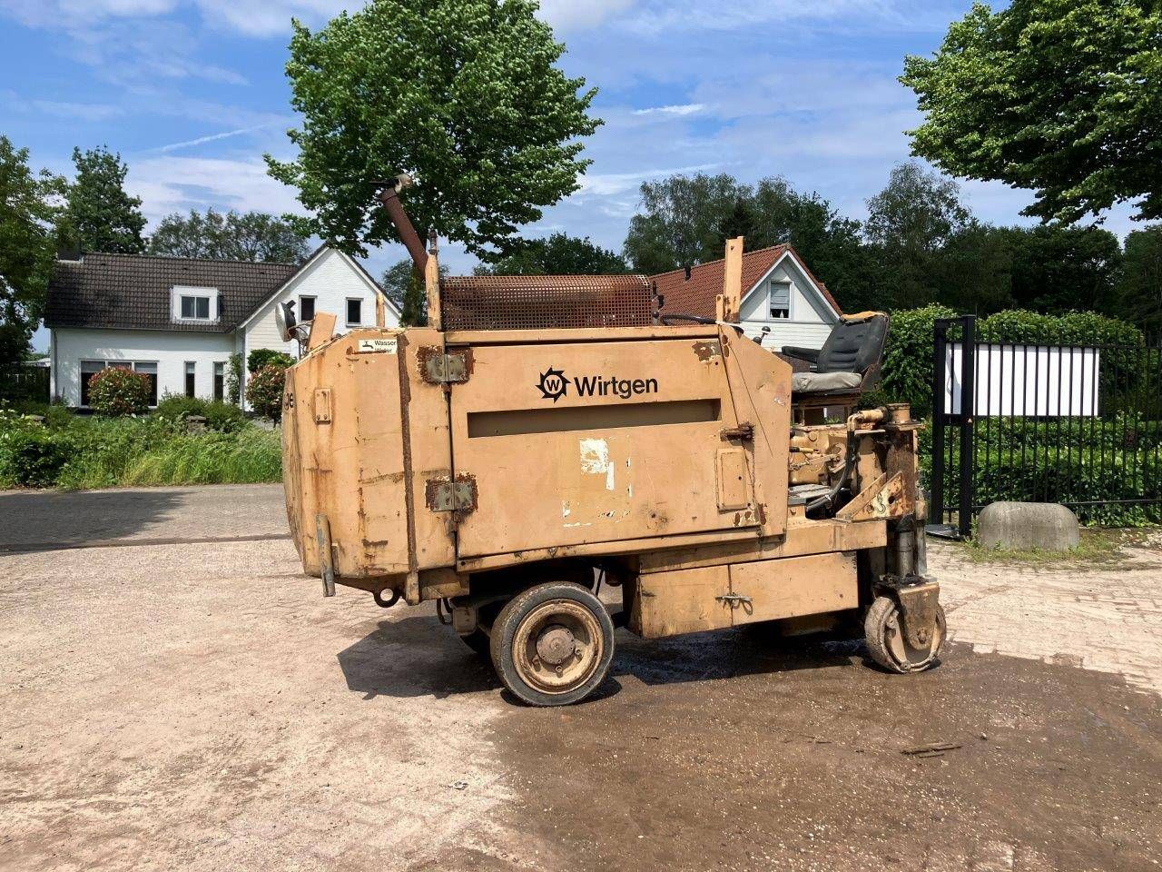 Asphalt milling machine Wirtgen 500 C/4 Diesel