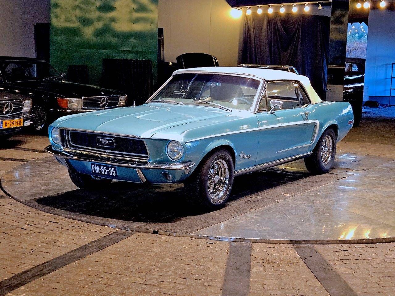 Ford Mustang Convertible 302 V8 Petrol 1968 (Margin)