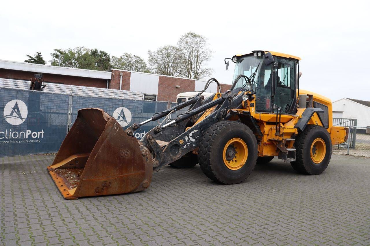 Pala gommata JCB 437WHT Diesel 129kW 2017
