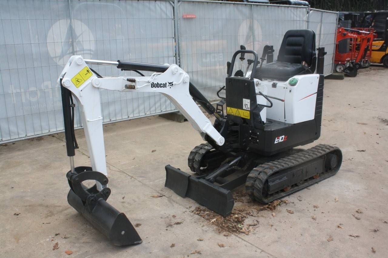 Mini excavator Bobcat E08 Diesel 7.6kW 2010