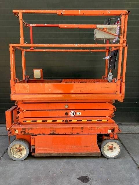 Scissor lift SkyJack SJ3219 Electric 227kg 7.8m 2014