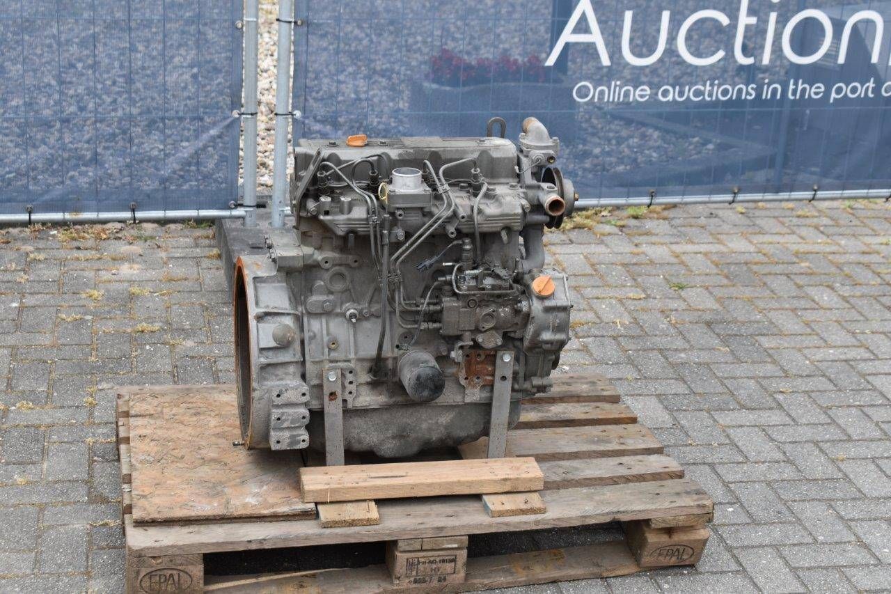 Engine Yanmar 4TNE94L-BSDF