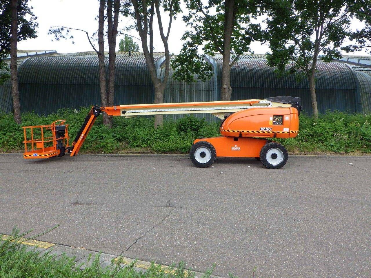 Telescopic boom lift JLG 660SJ Diesel 21.80m 2012