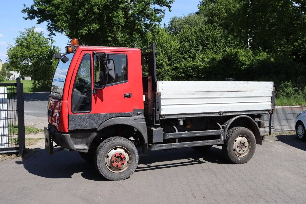 Flatbed (truck) Bucher BU 100 4x4 Diesel 2004