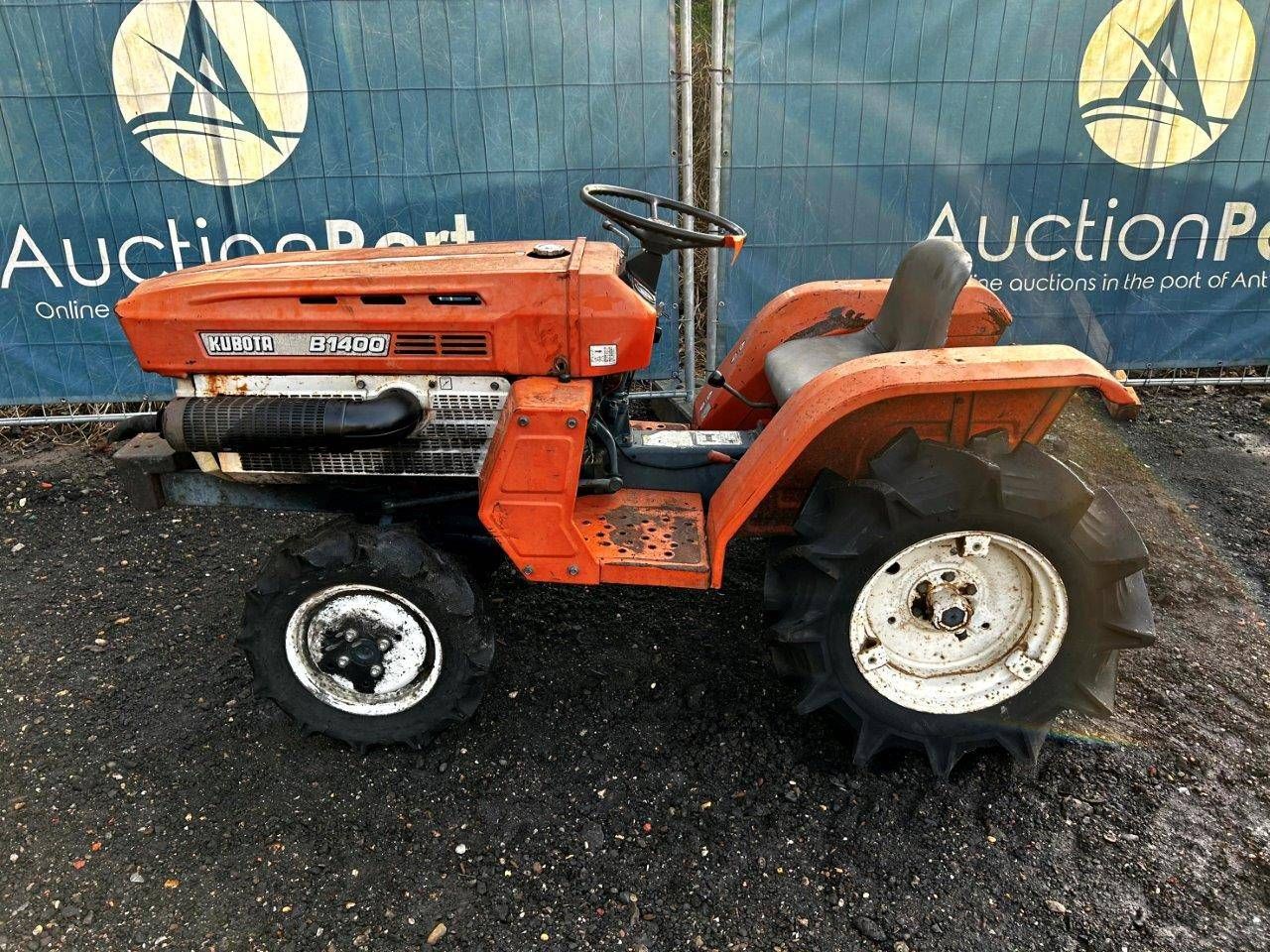 Mini tractor Kubota B1400 Diesel 14hp