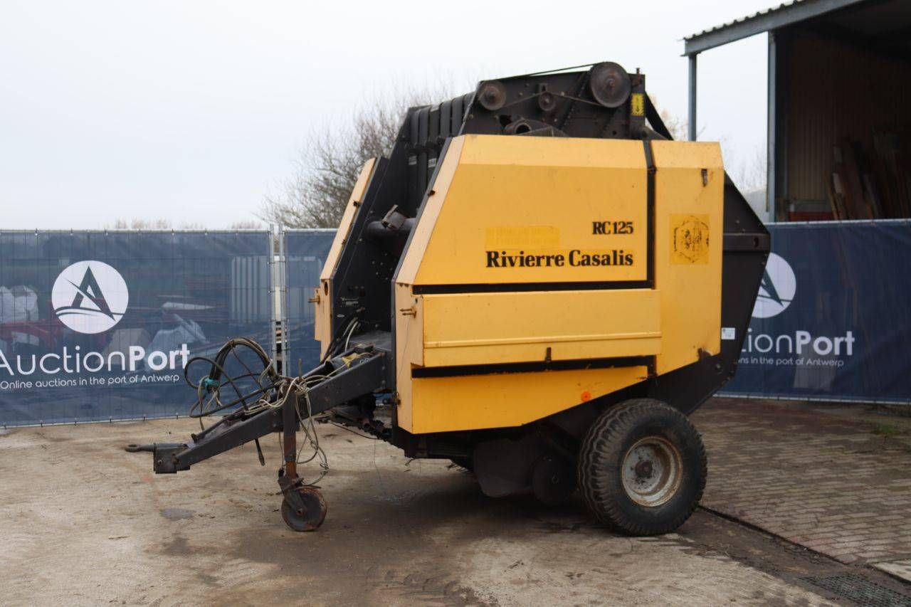 Round Baler Rivierre Casalis RC125 1990 (Margin)