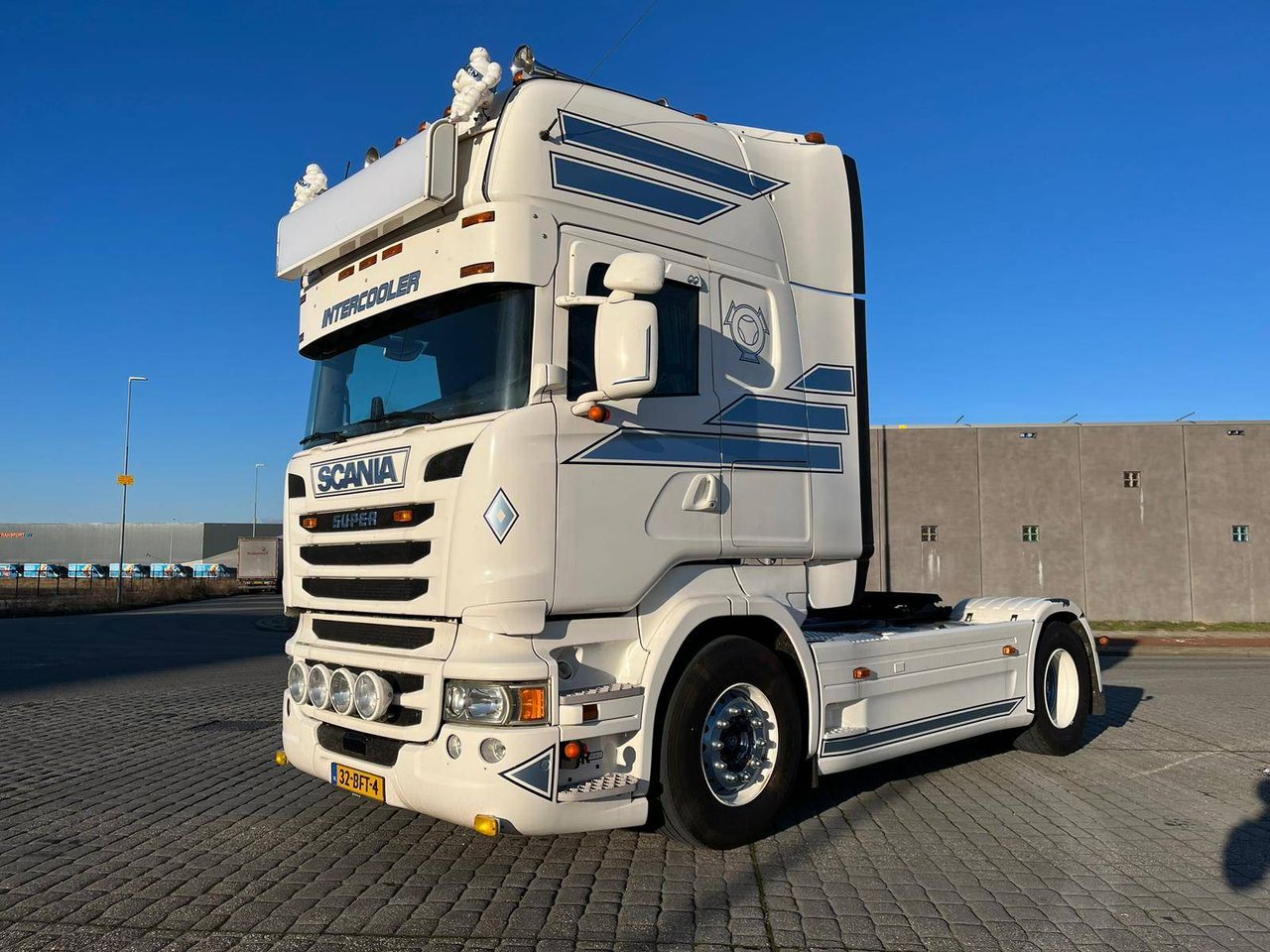 Chassis Cabin Scania R450 2015