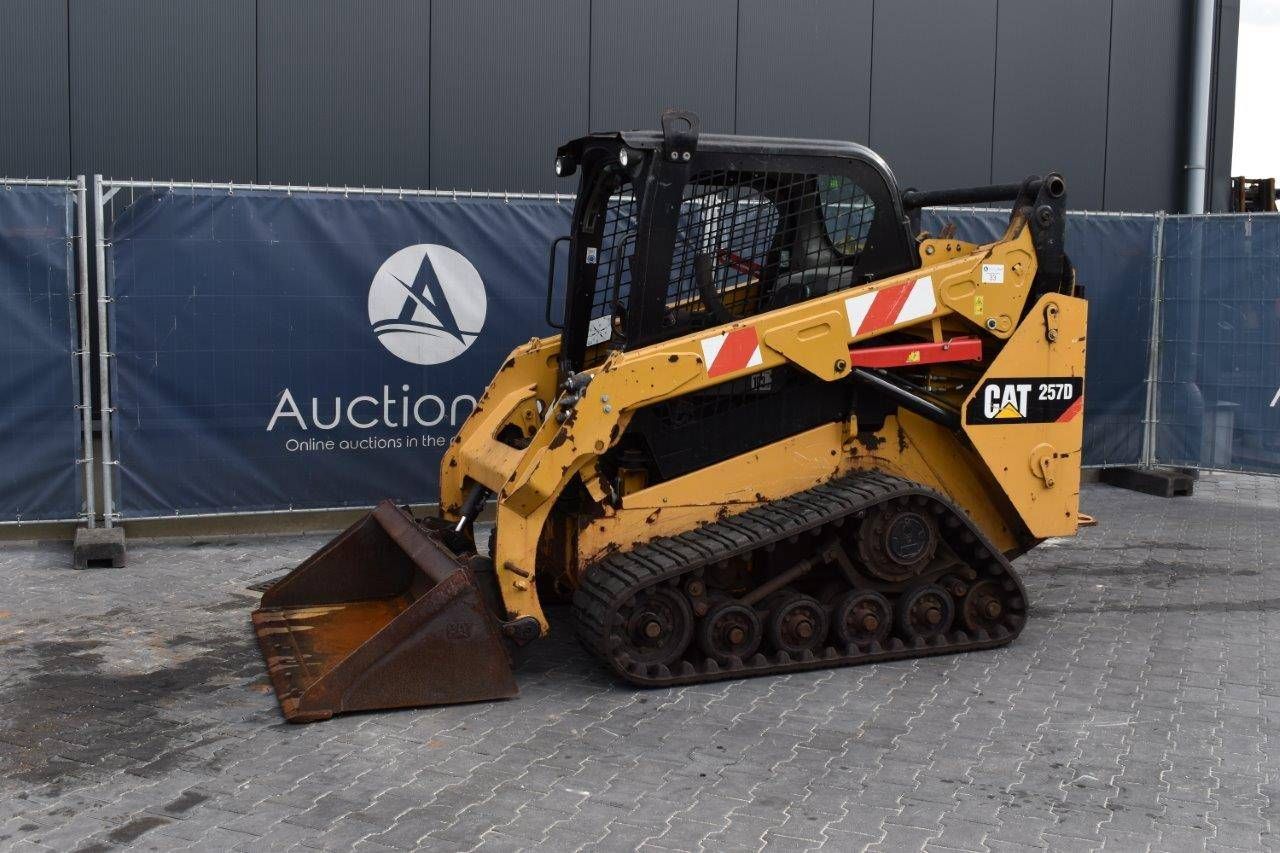 Skid steer loader Caterpillar 257D Diesel