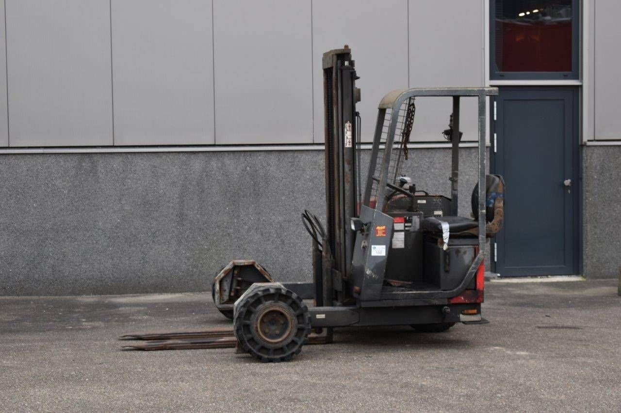 Truck-mounted forklift Transmanut TCI 20 Diesel 2000kg 