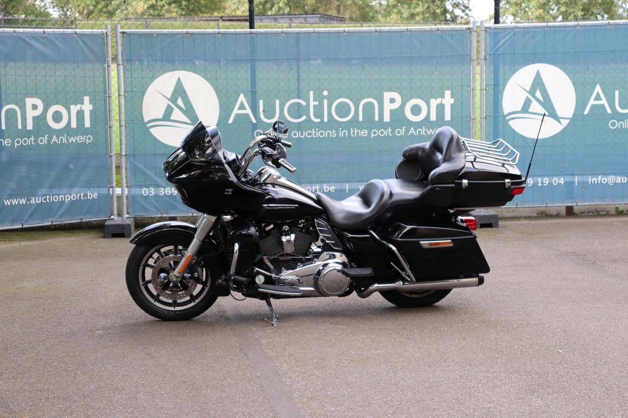 Motor Harley-Davidson ROAD GLIDE 114 INCH Benzine 2018