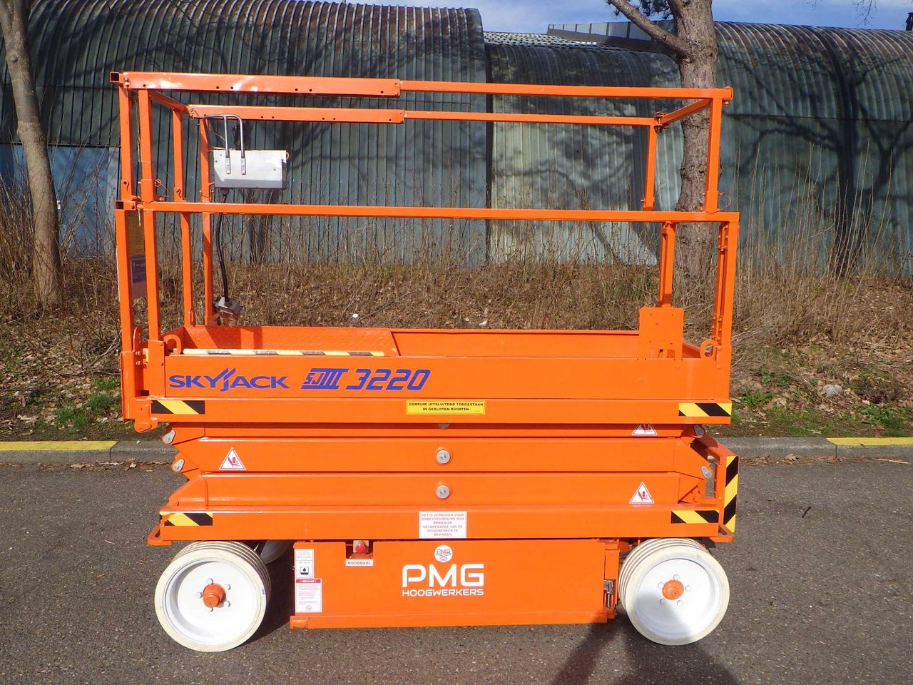 Scissor lift Skyjack SJ3220 Electric 8.09m 2016