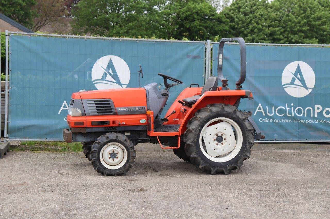 Mini tractor Kubota Grandel GL240 Diesel 23.7hp