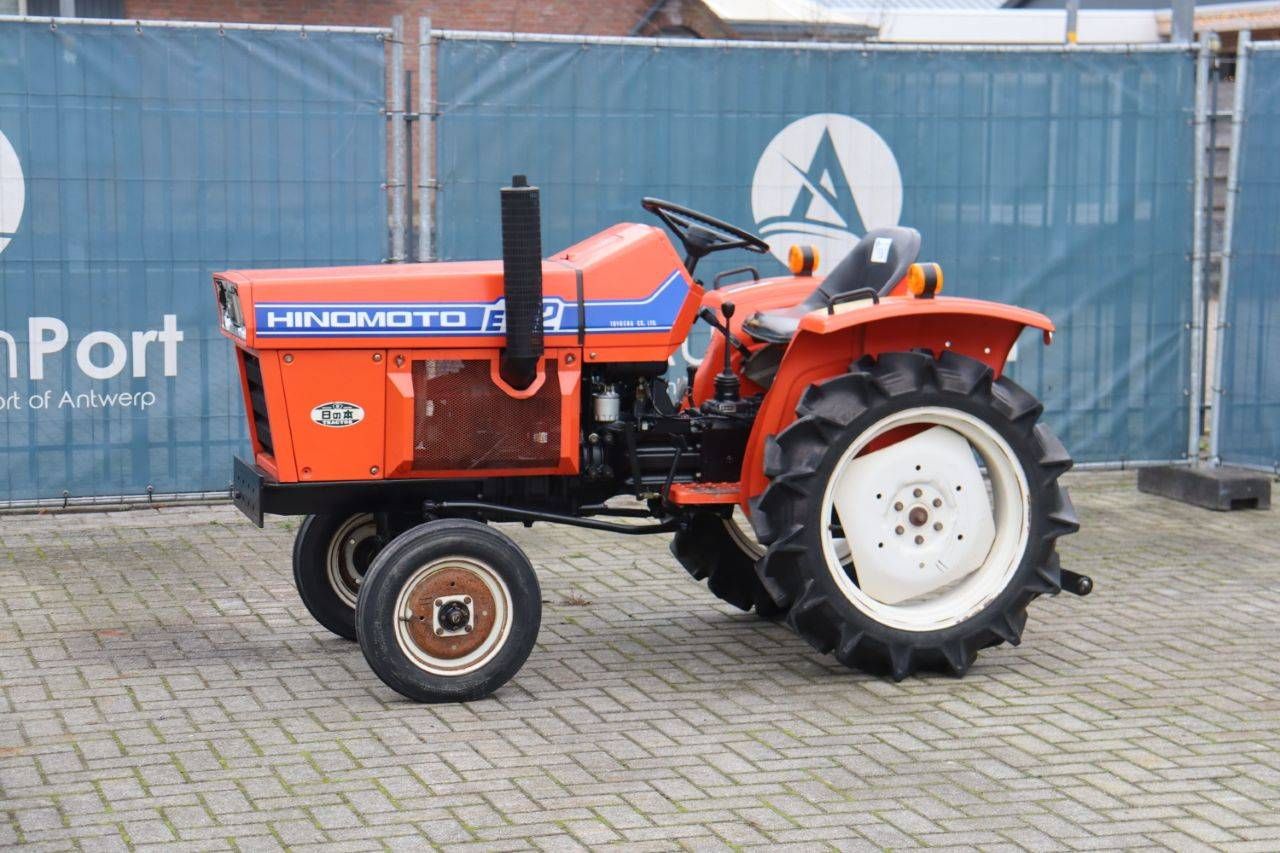 Minitractor Hinomoto E182 Diesel 18pk