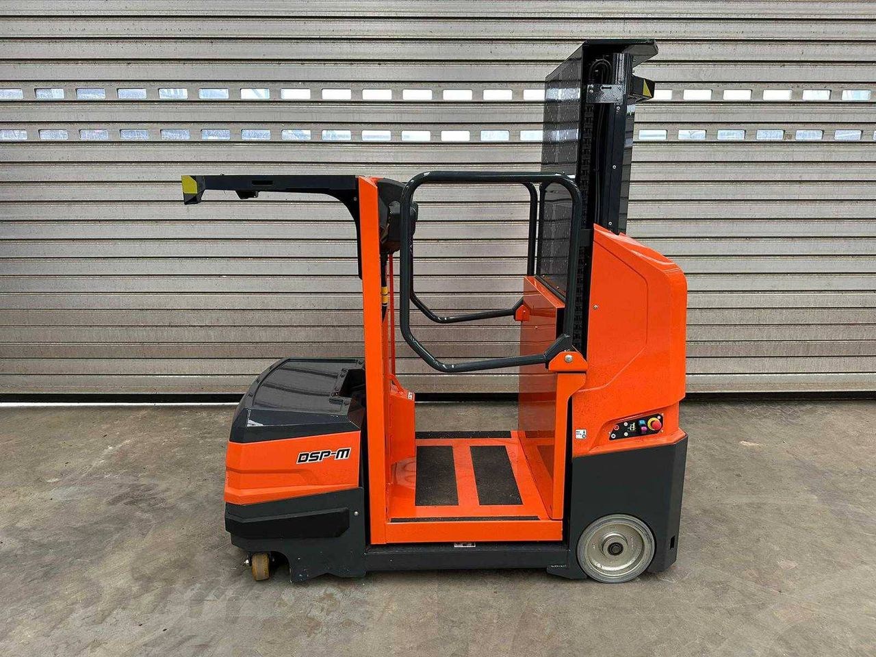 Order picker JLG DSP Electric 1200kg New