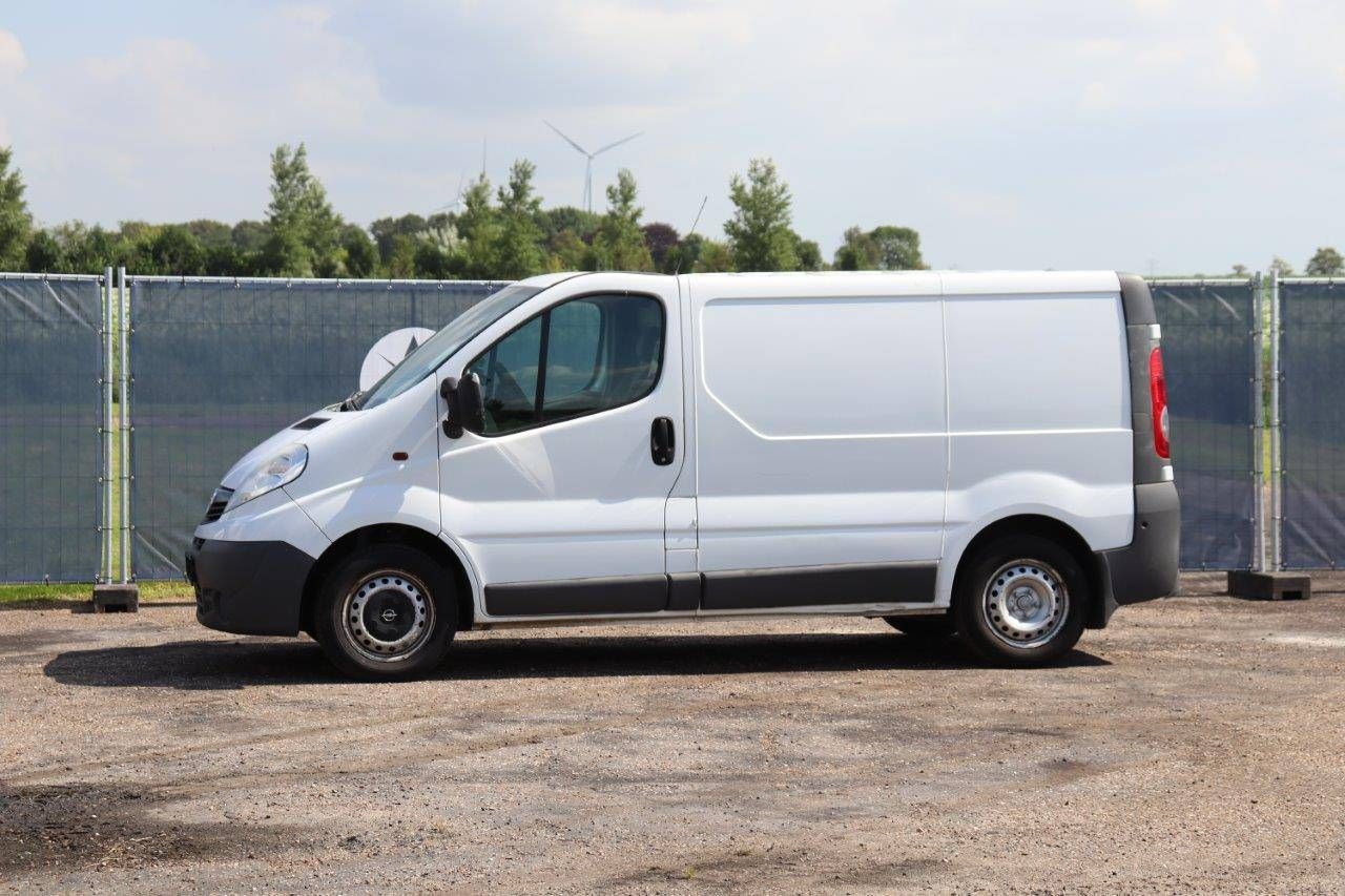 Opel Vivaro Diesel 90hp