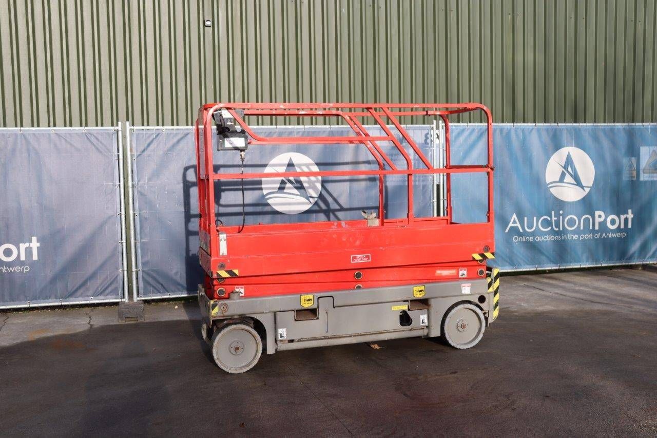 Scissor lift Haulotte COMPACT 8CU Electric 8.2m 2012