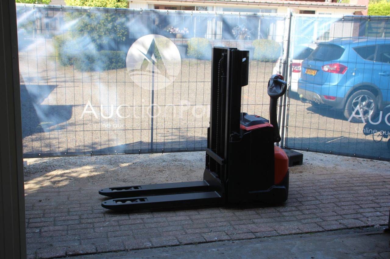 Toyota SWE200D Electric Stacker 1000kg 2.1m 2022