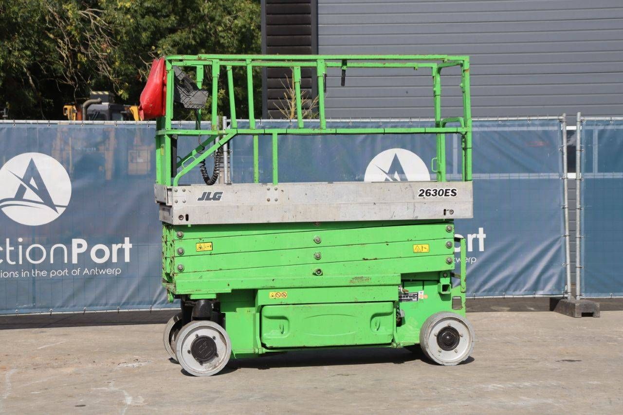 JLG 2630ES Electric Scissor Lift 9.77m 2006