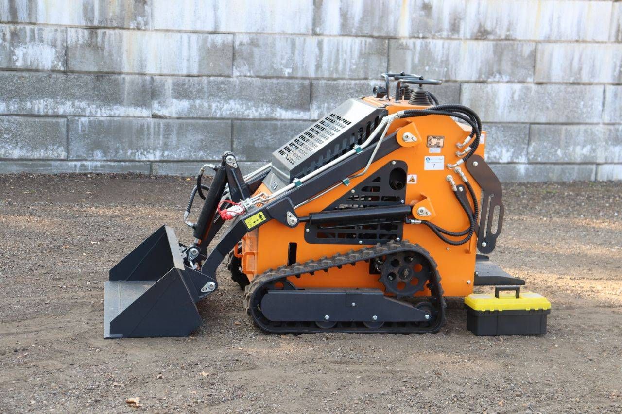 Skid Steer Arteer QB-480 Diesel 24hp 2025 New