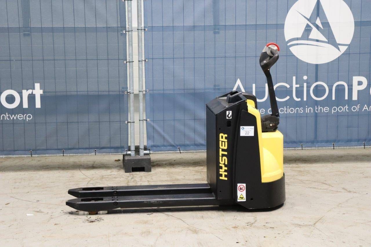 Pallet truck Hyster P1.8 Electric 1800kg 2015