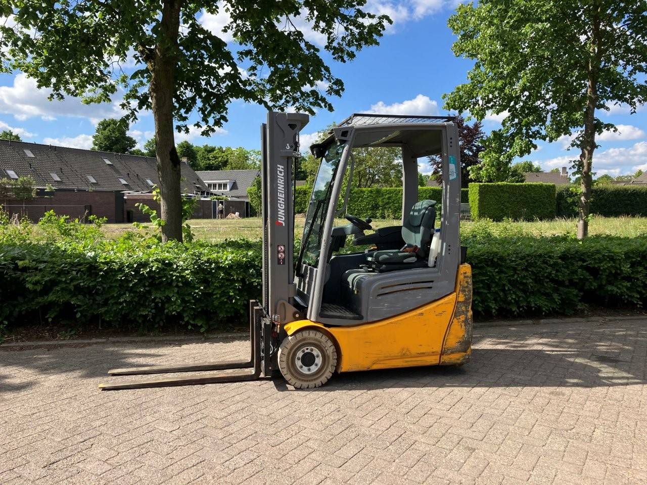 Forklift Jungheinrich EFG215 Electric 2018