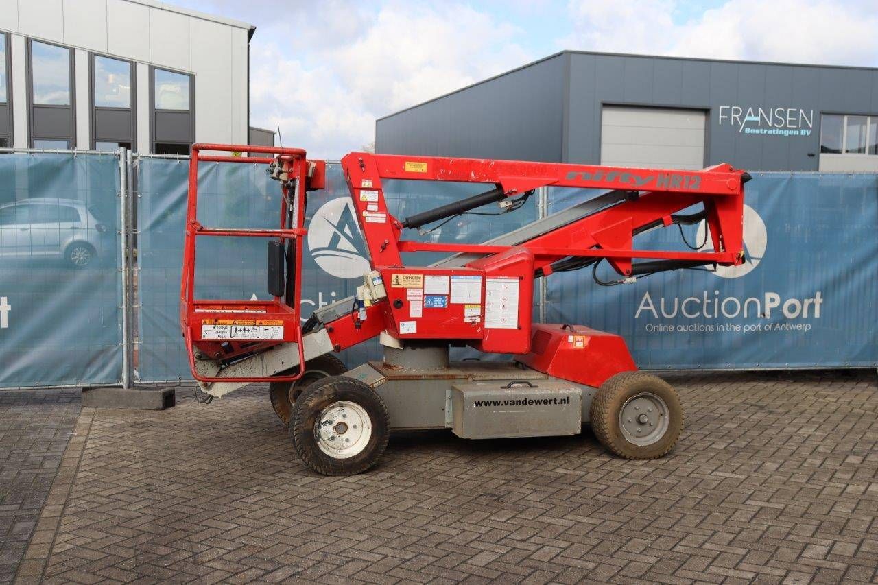 Articulating boom lift Nifty HR12NDE Bi-energy 200kg 12m 2012