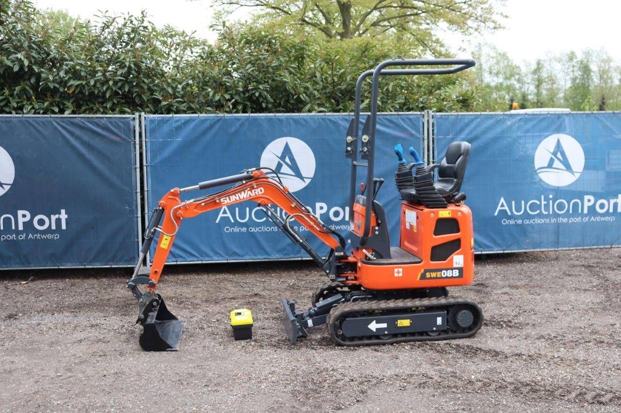 Mini digger Sunward SWE08B Diesel 10hp 2024 New