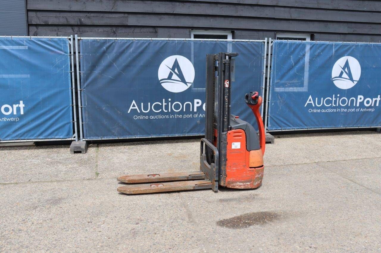 Stacker Fenwick-Linde L12 Electric 1200kg 2005