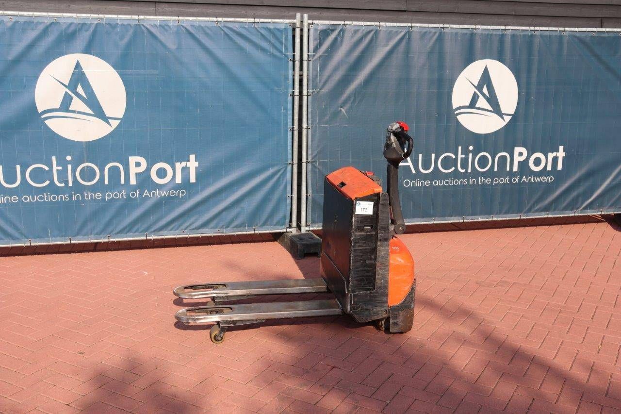 Pallet truck BT LWE 140 Electric 1400kg 2011