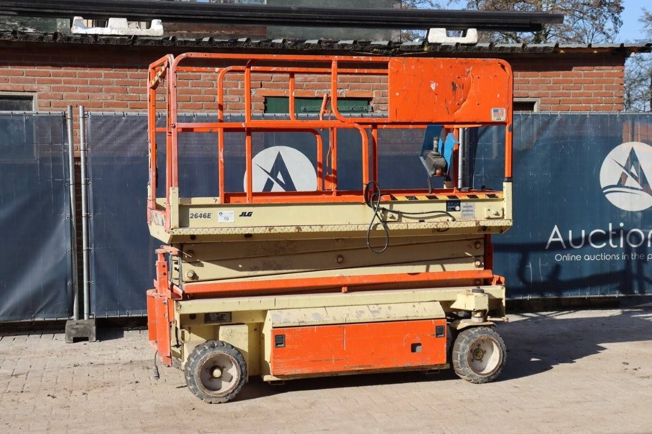 Scissor Lift JLG 2646E Electric 1997
