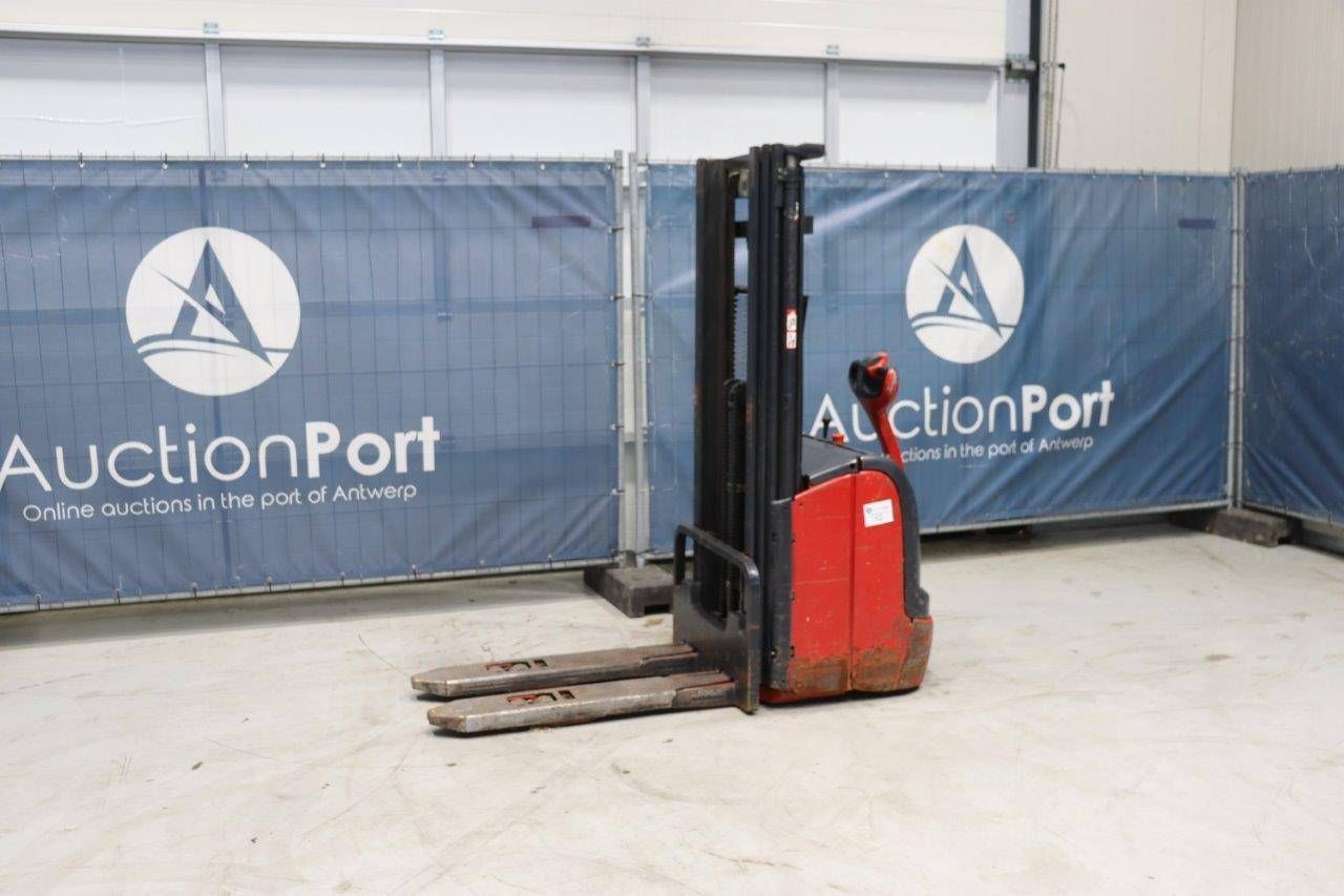 Stacker Linde L14 Electric 1400kg 4.3m 2001