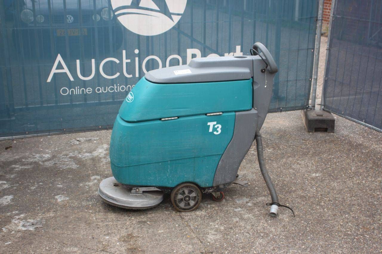 Tennant T3 Electric Scrubber 670W 2006