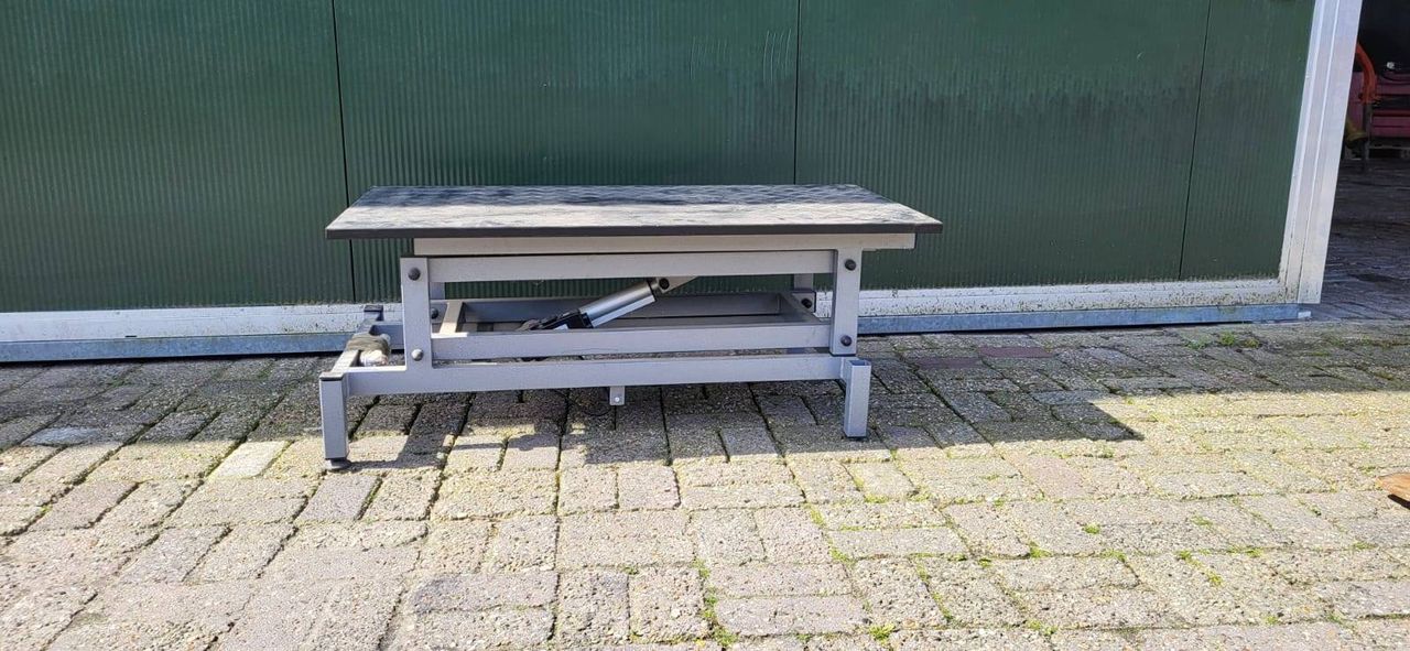 Lifting table Electric