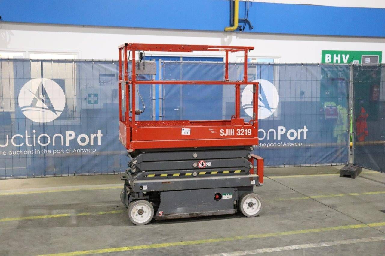 Scissor lift Skyjack SJIII-3219 Electric 7.62m