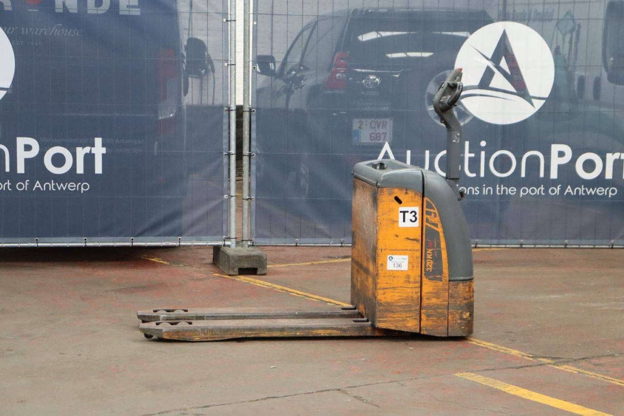 Pallet Truck OMG 320 KN-AC Electric 2500kg