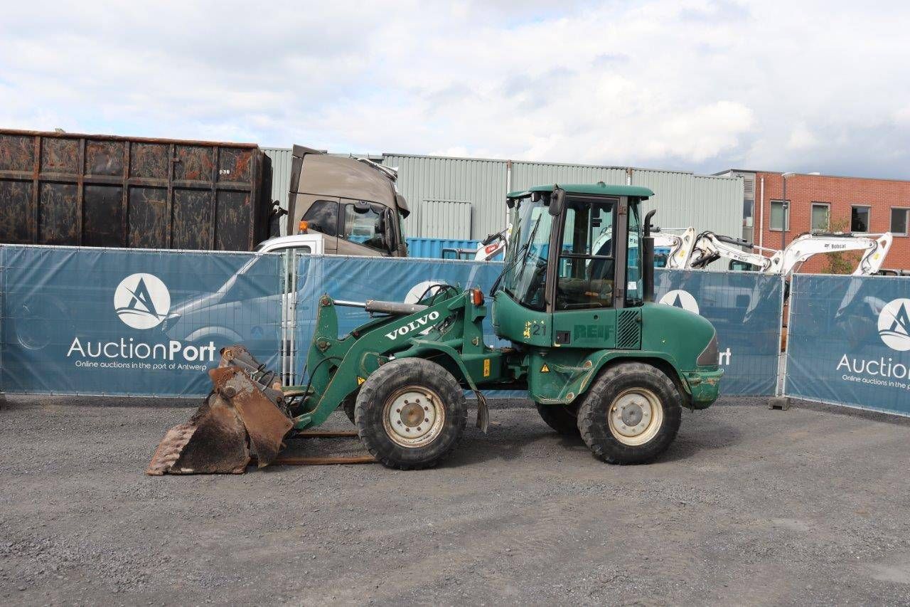 Wheel loader Volvo L30B-Z/X Diesel 2002