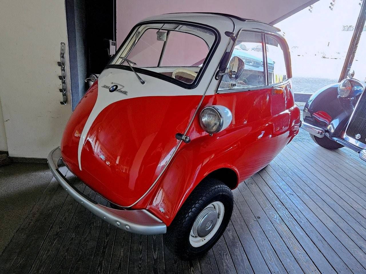 BMW Isetta 250 Petrol 1959 (Margin)