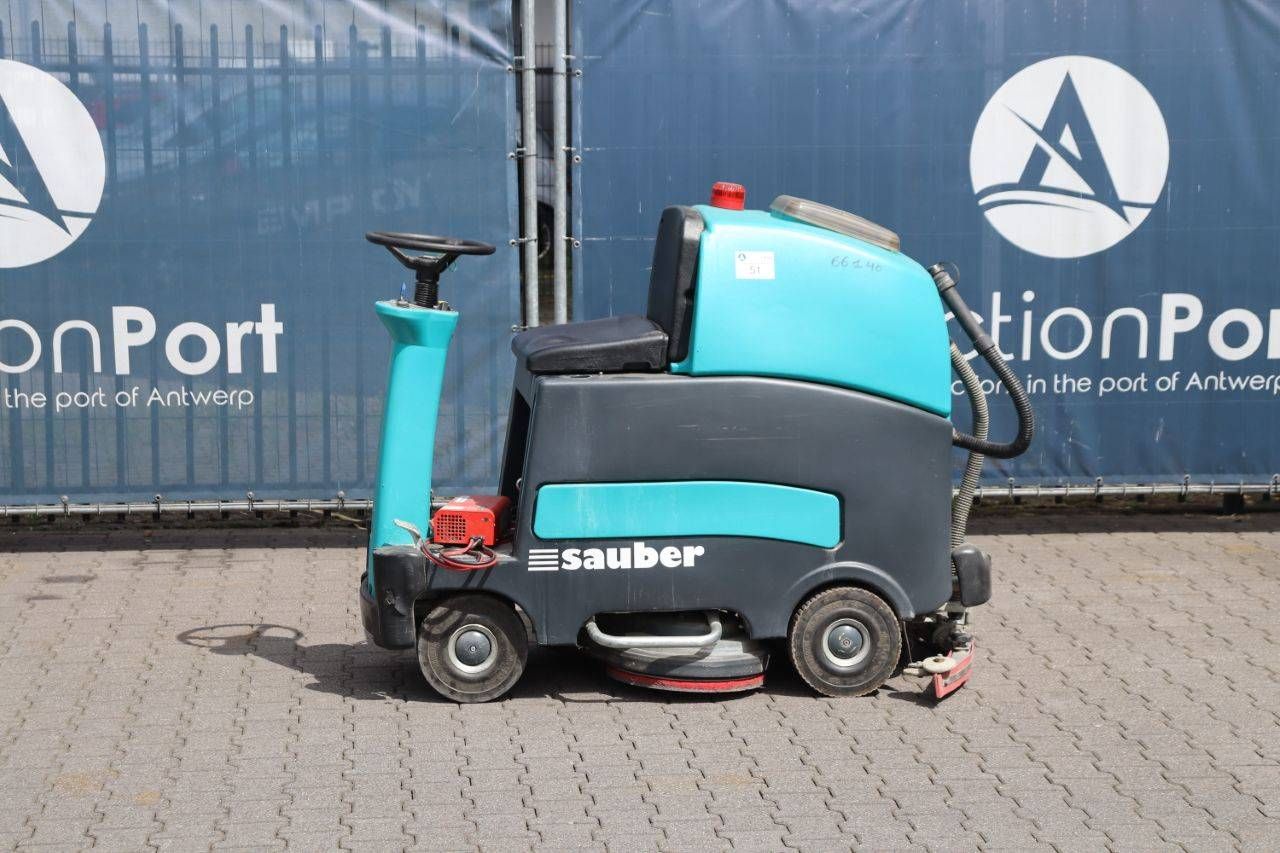 Scrubbing machine Cleanfix Sauber RA 900 Electric
