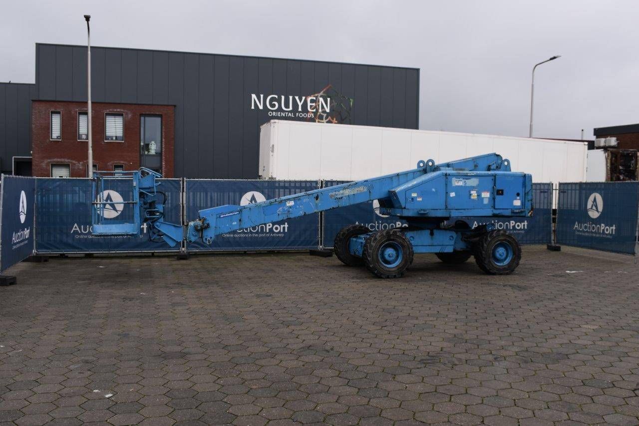Articulating boom lift Aichi SP18A Diesel 18.2m