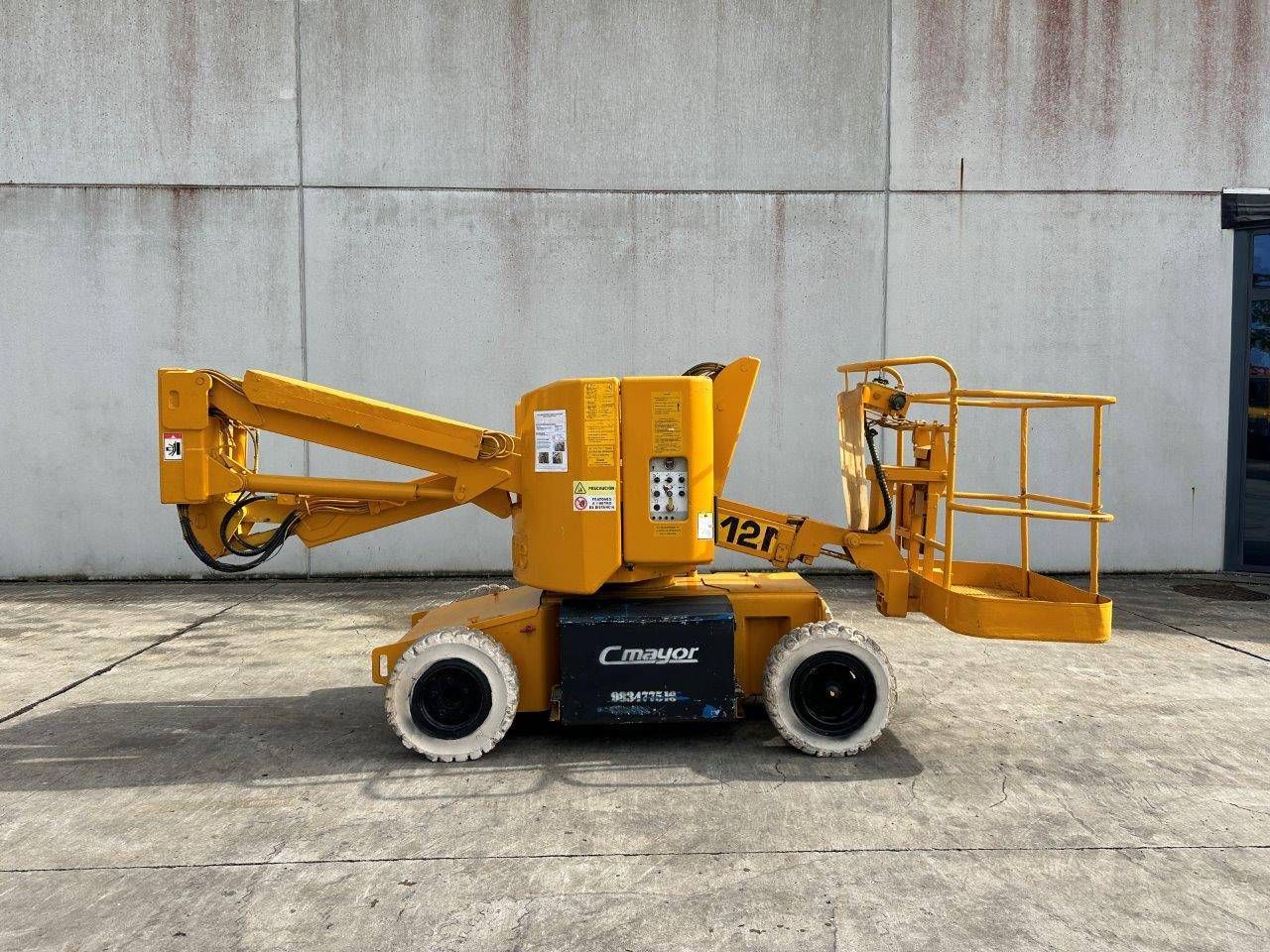 Articulating boom telescopic boom lift Haulotte HA12I Electric 200kg 12m 1998