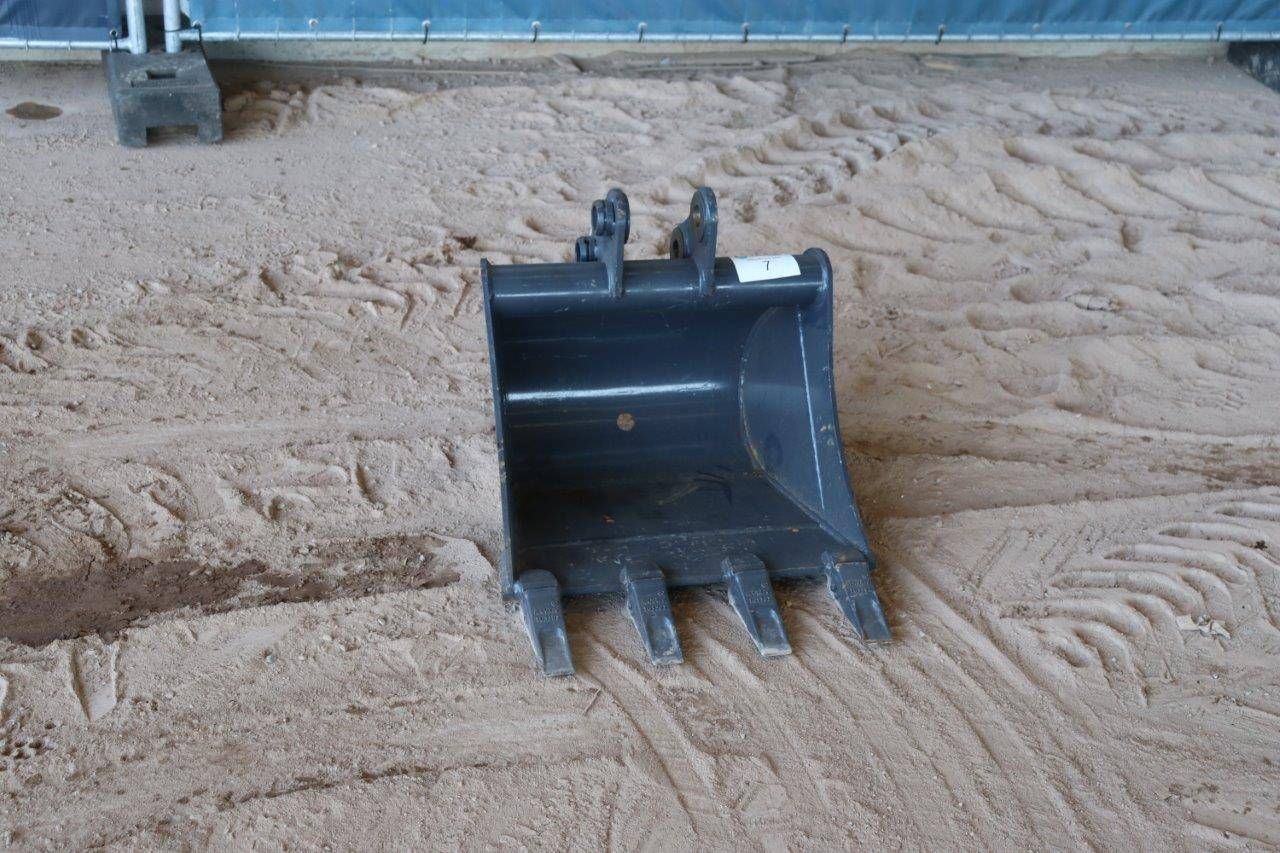 Wanxin TU3202 New Excavator Bucket