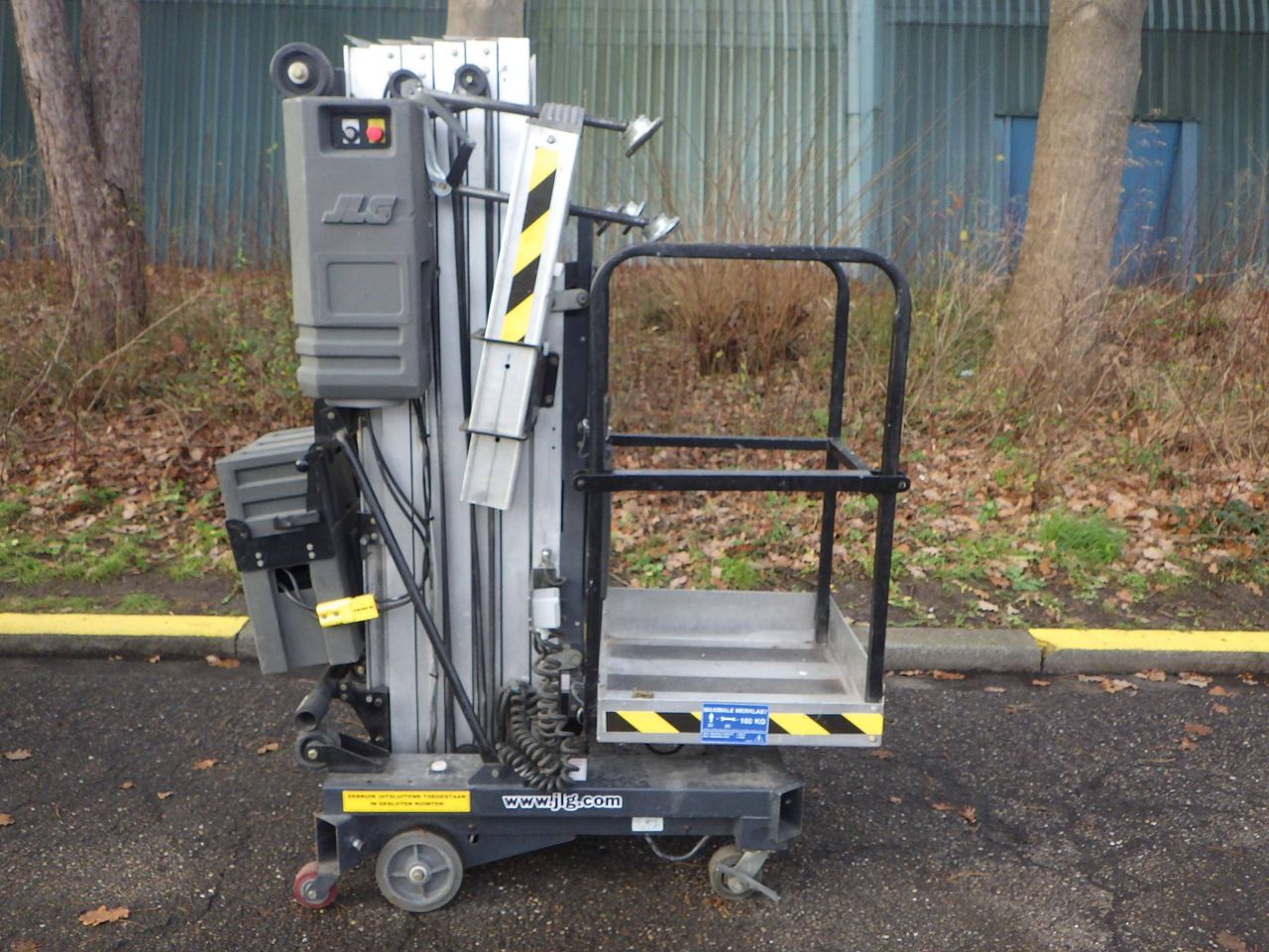 Mast lift JLG 25AM Electric 9.67m 2015