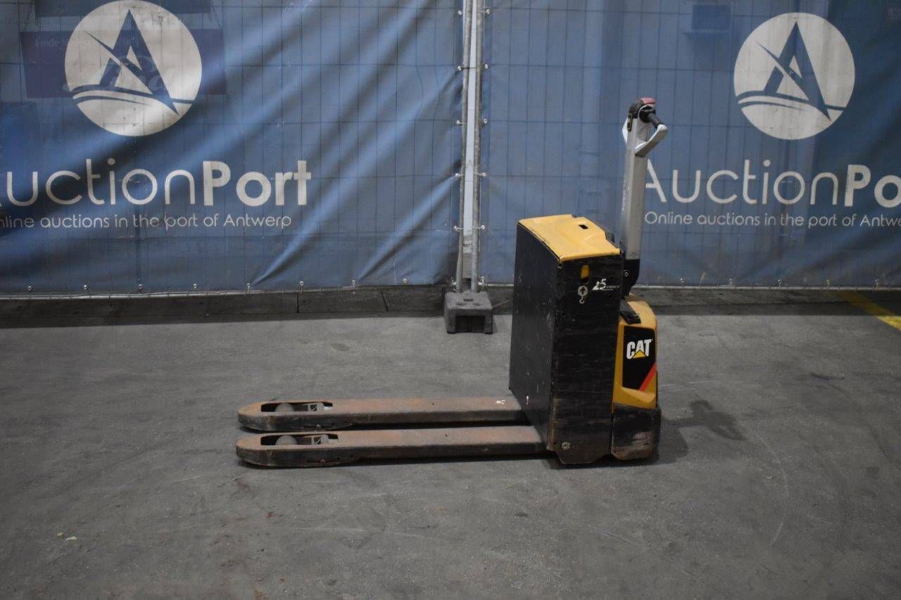 Pallet truck Caterpillar NPP16N2 Electric 1600kg